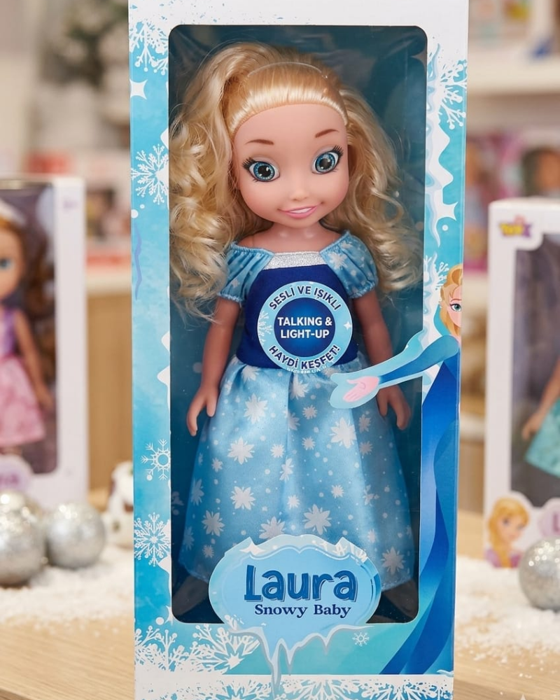 LAURA KARLI BEBEK